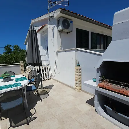 Anita Apartment
